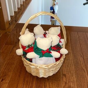 Vintage Stuffed Cats in a Wicker Basket Christmas Decor Decorations